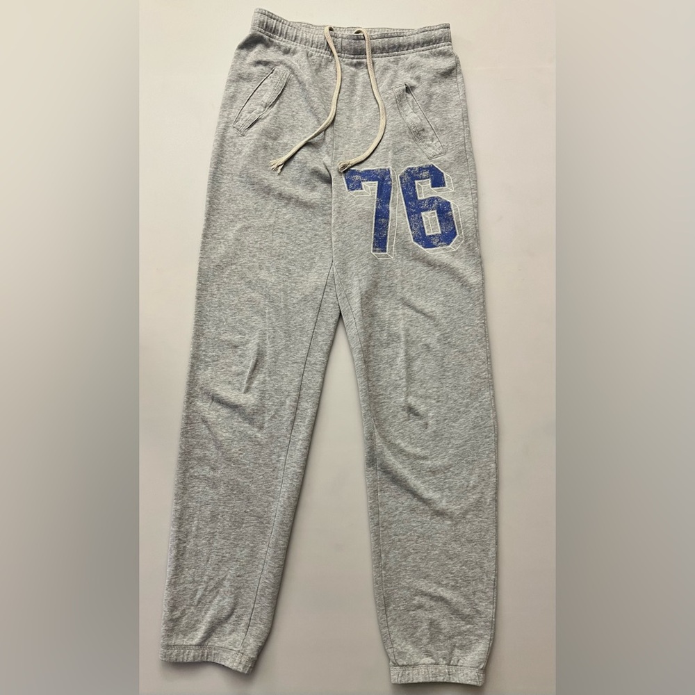 Mossimo Women's Gray Drawstring Waist Joggers Sweatpants With Logo. Size XSmall